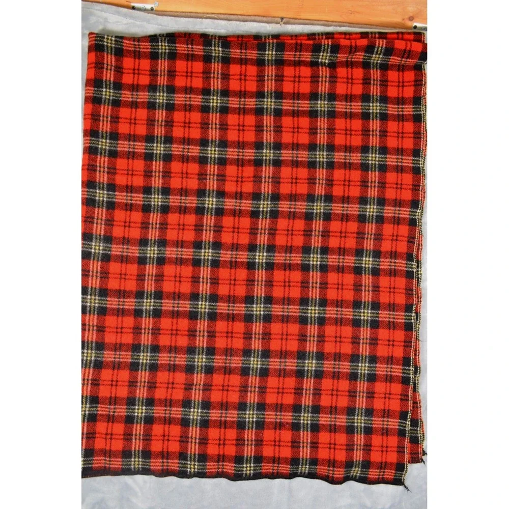 Vtg St Mary's Wool Blanket 82x64 Twin Sz Red Black White‎ Plaid Fieldcrest Mills